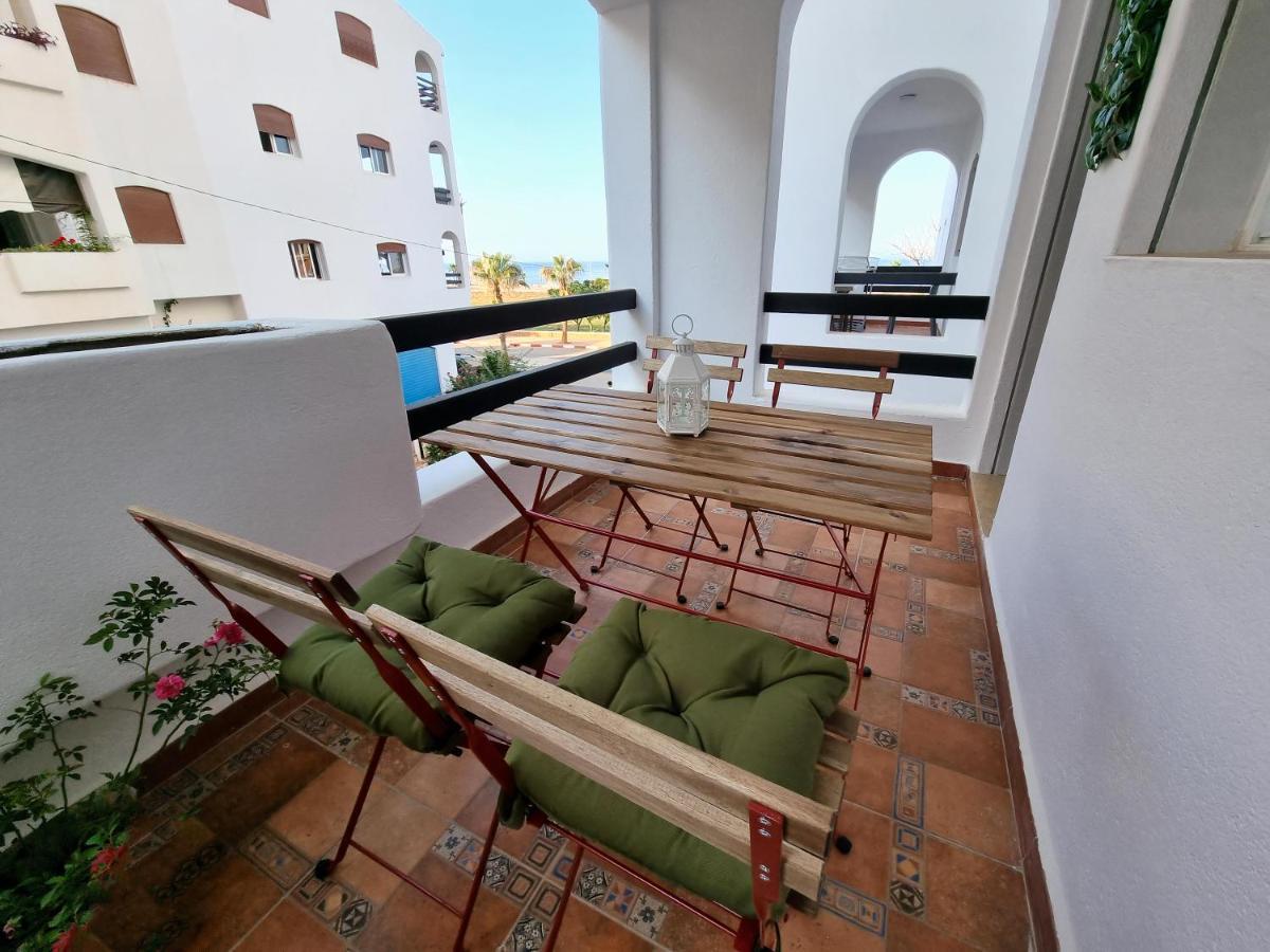 Prestige Apartment Oued Laou Exteriör bild